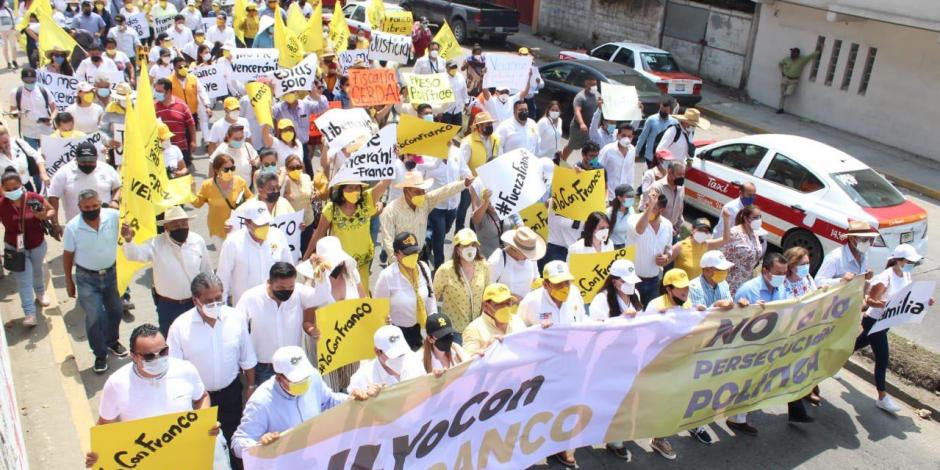 Militantes del PRD en Veracruz, se manifestaron, hoy.