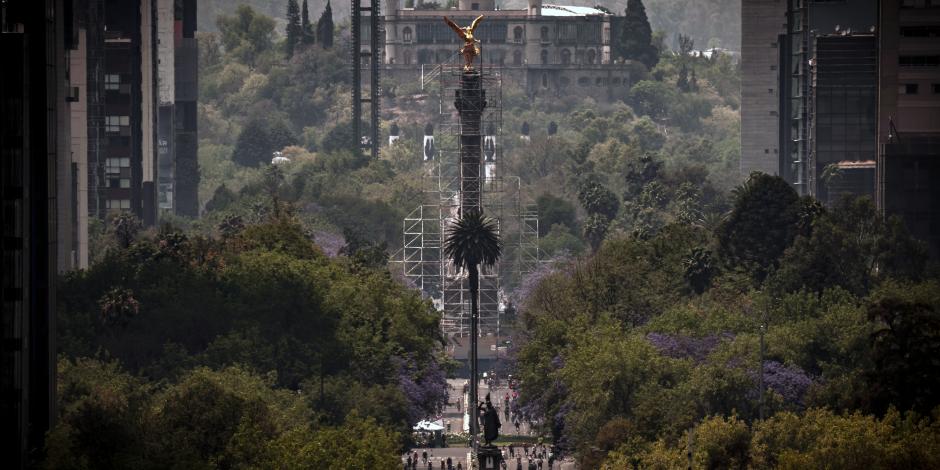 Semana Santa en CDMX. EL ÁNGEL de la Independencia y el Castillo de Chapultepec.