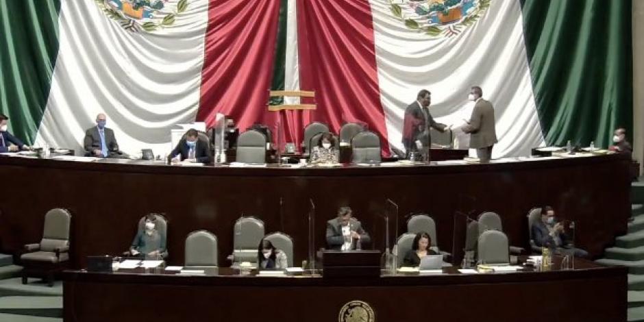 Diputados discuten lineamientos del INE en materia de sobrerrepresentación, en la Cámara de Diputados, hoy.