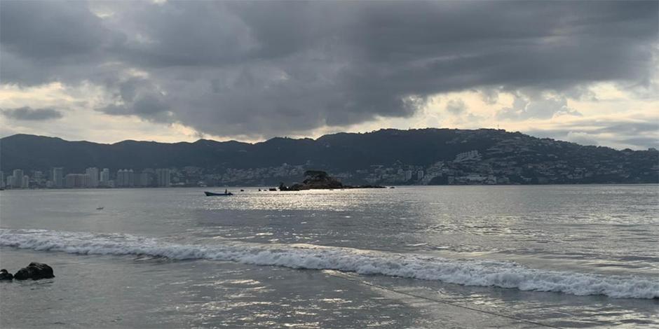 En Guerrero se muestrearon 31 playas de los municipios de Acapulco, Zihuatanejo, Copala y Marquelia, resultando todas ellas aptas para el uso recreativo en esta Semana Santa.