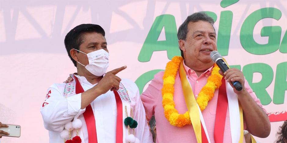 El candidato de la alianza PRI- PRD Mario Moreno Arcos por Guerrero estuvo acompañado en el evento por el ex gobernador Ángel Aguirre Rivero.