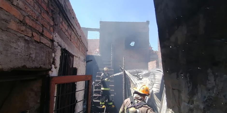 Como consecuencia de un incendio registrado en Aguascalientes, dos menores perdieron la vida