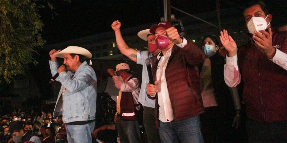 Mario Delgado adelantó a La Razón que no van a cambiar a sus candidatos para las gubernaturas de Guerrero y Michoacán.
