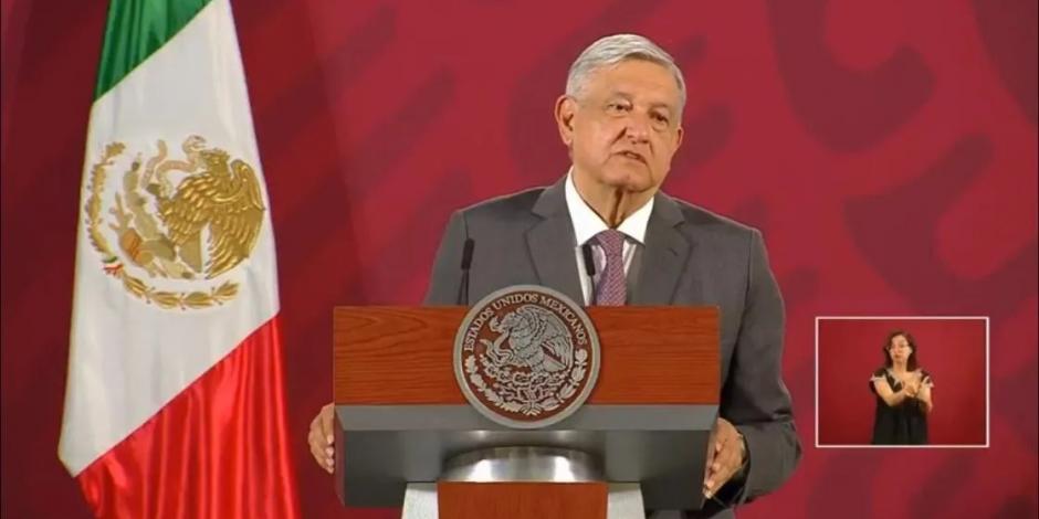 INE impone medidas cautelares al presidente Andrés Manuel López Obrador para que no hable de programas sociales durante las mañaneras