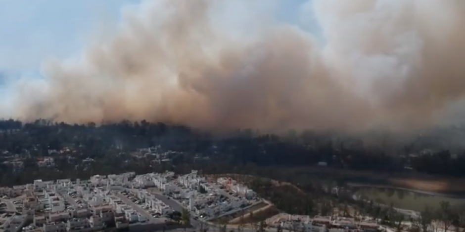 Un incendio en Cuautitlán Izcalli provoca una fuerte humareda