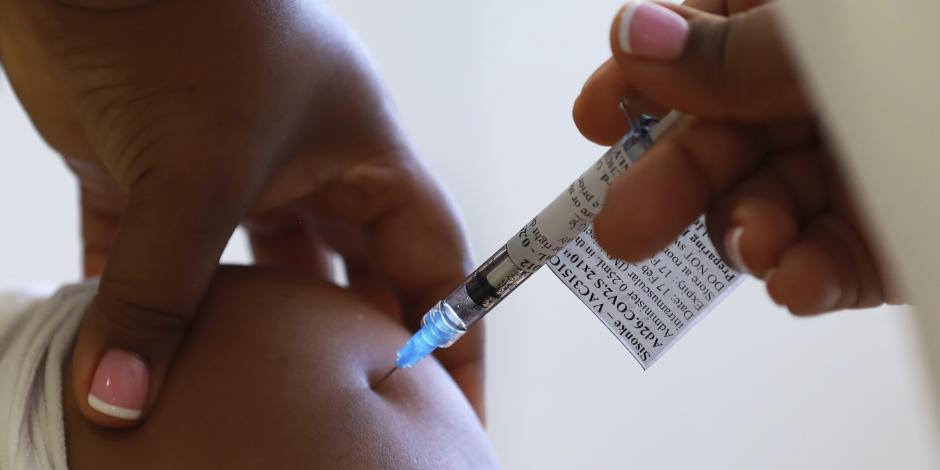 Vacuna Johnson & Johnson contra COVID-19; en Sudáfrica desechan dos millones de estas dosis por posible contaminación.