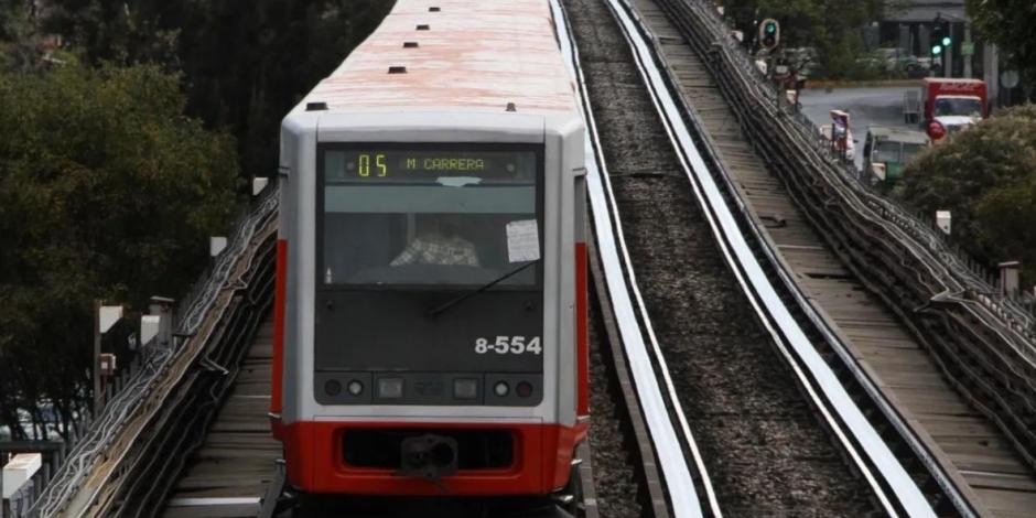 El Servicio de Transporte colectivo Metro informó que el servicio en la Línea 4 se restableció.