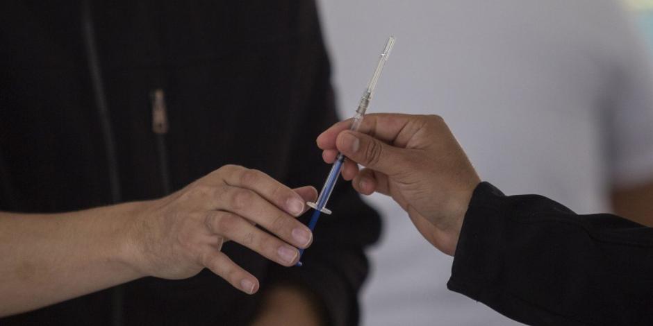Marcelo Ebrard informó que ya se envasaron 505 mil 510 vacunas de CanSino.