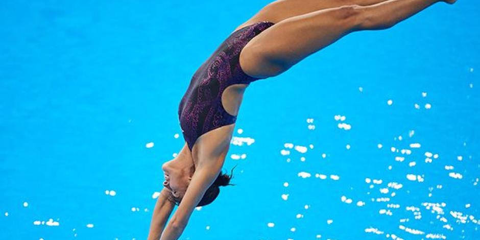 Paola Espinosa, quien no fue seleccionada para ir a los Juegos Olímpicos de Tokio, en una competencia de clavados.