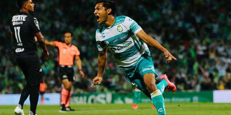 Santos logró sacar ventaja ante el Monterrey en la ida de los cuartos de final.