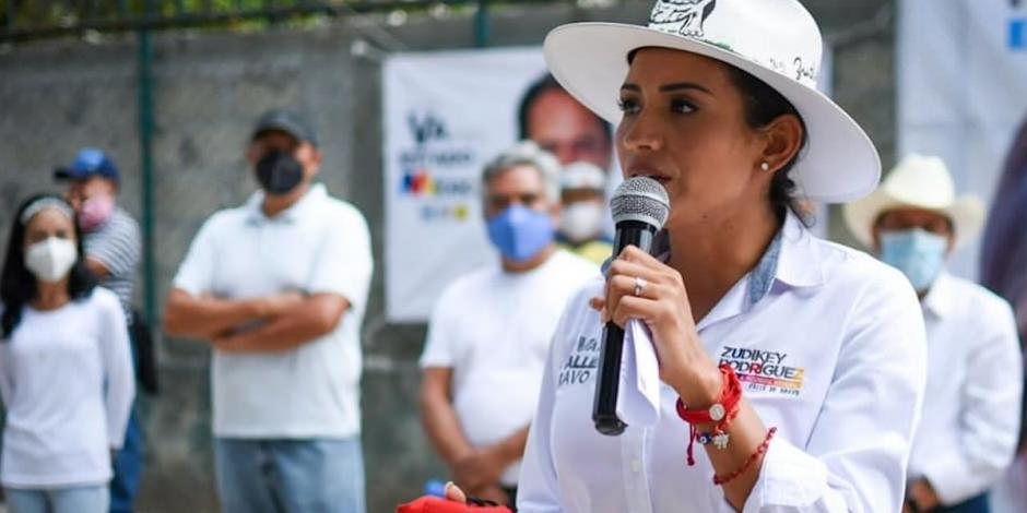 Zudikey Rodríguez, candidata de la coalición PRI, PAN y PRD por el municipio de Valle de Bravo.