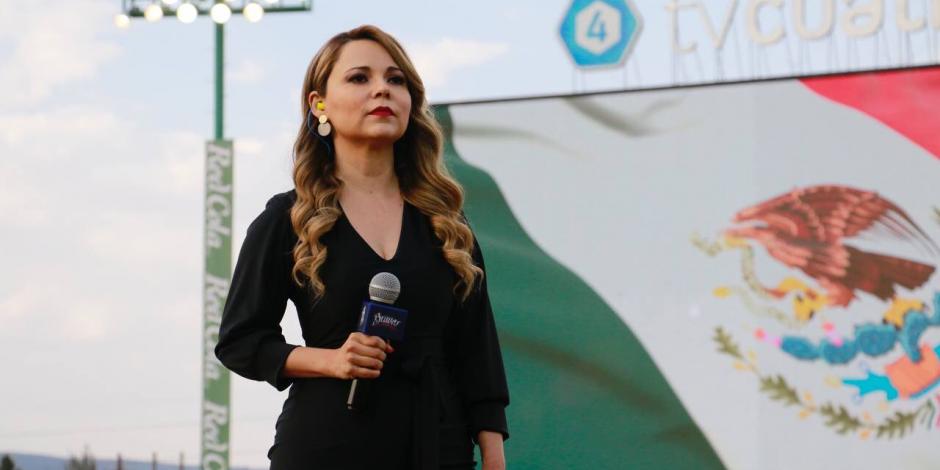 Marisol Castillo olvida el Himno Nacional en juego inaugural de la LMB
