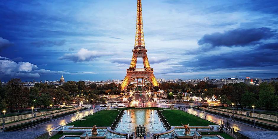 Torre Eiffel fue escenario de un delito investigado por la Fiscalía de Francia.