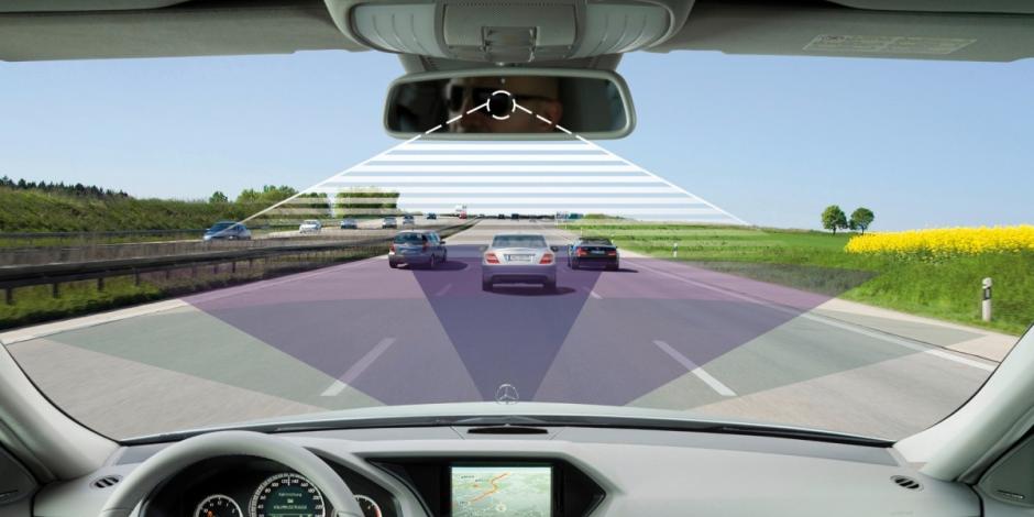 Las tecnologías de los Sistemas ADAS en los autos encaminan a la conducción autónoma y a prevenir accidentes.