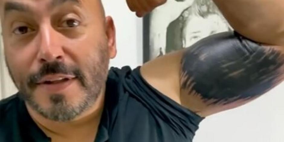 Lupillo Rivera presume el tatuaje con el que se tapó el de Belinda