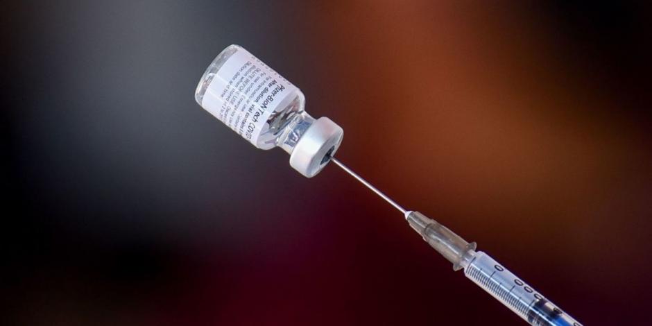 Autoridades de Palestina encontraron irregularidades en el primer lote de vacunas contra COVID-19, de Pfizer, provenientes de Israel.