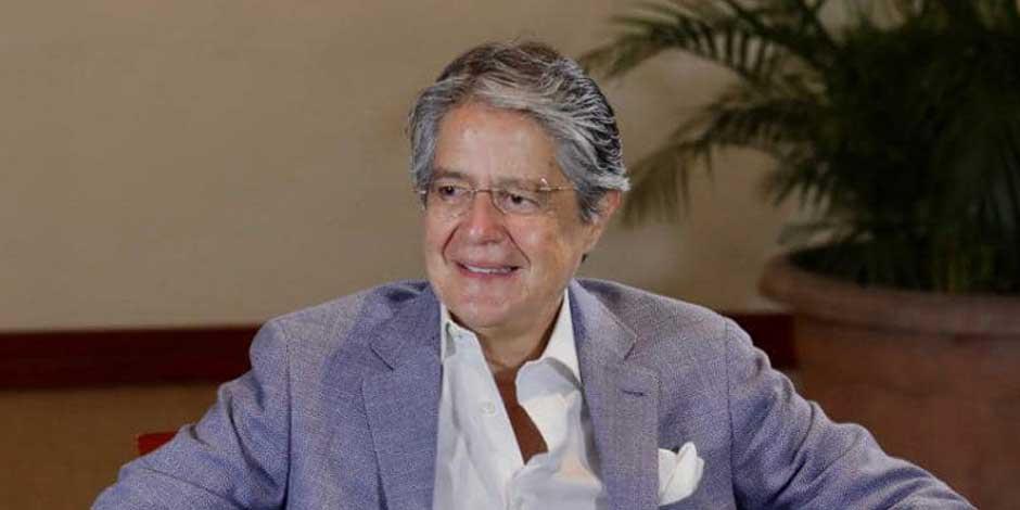 Guillermo Lasso, presidente de Ecuador, viaja a EU para una cirugía