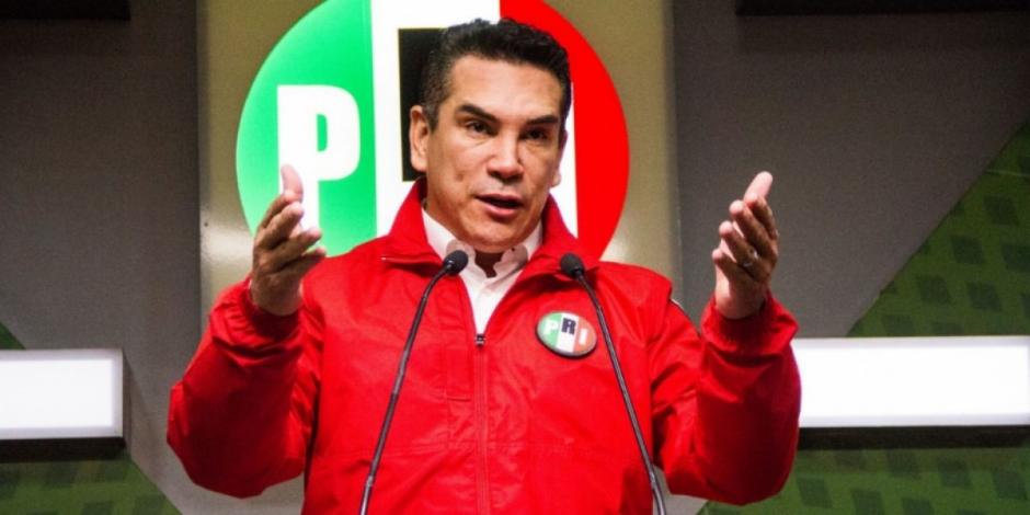 Alejandro Moreno asegura que si algún miembro del PRI se reunió con el VOX, no representa los ideales del partido.