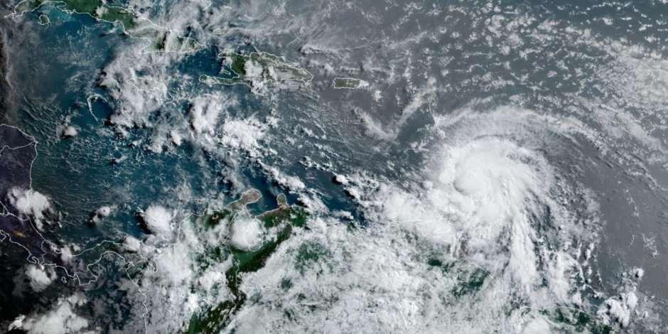 Elsa de categoría 1 es el primer huracán que golpea Barbados en más de 60 años.
