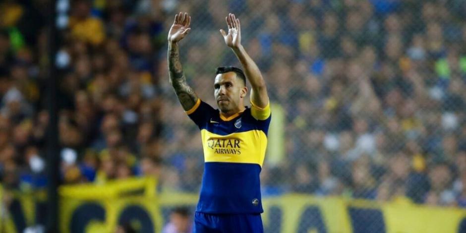 Carlos Tevez después de un partido con Boca Juniors.