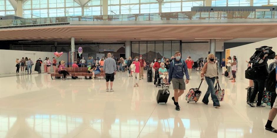 El Aeropuerto Internacional de Denver sufrió un apagón; reportan caos por retraso en vuelos.