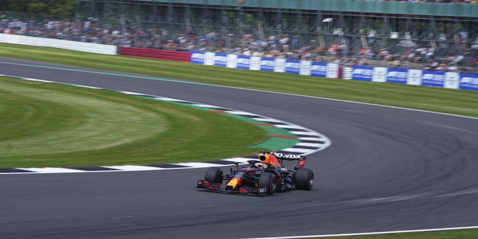 Una acción de las clasificaciones de Max Verstappen en el GP de Gran Bretaña de la F1