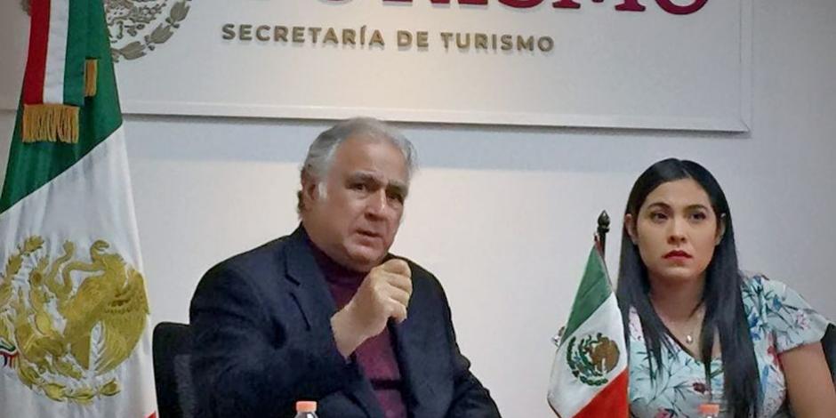 El funcionario federal tuvo una reunión con Indira Vizcaíno Silva, gobernadora electa de Colima.