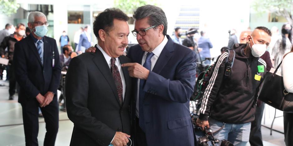 El diputado Ignacio Mier y el senador Ricardo Monreal, ayer.