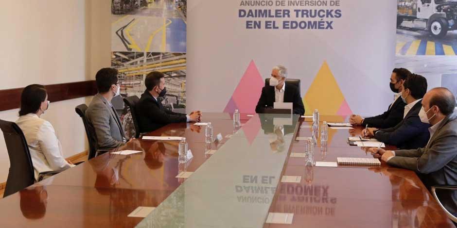 La empresa Daimler Trucks invertirá más de 30 mdd en su planta de Santiago Tianguistenco, en el Edomex