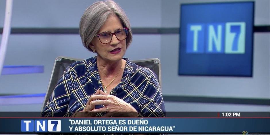 Kikki Monterrey, opositora al régimen de Daniel Ortega, durante una entrevista para el canal Teletica desde Costa Rica.