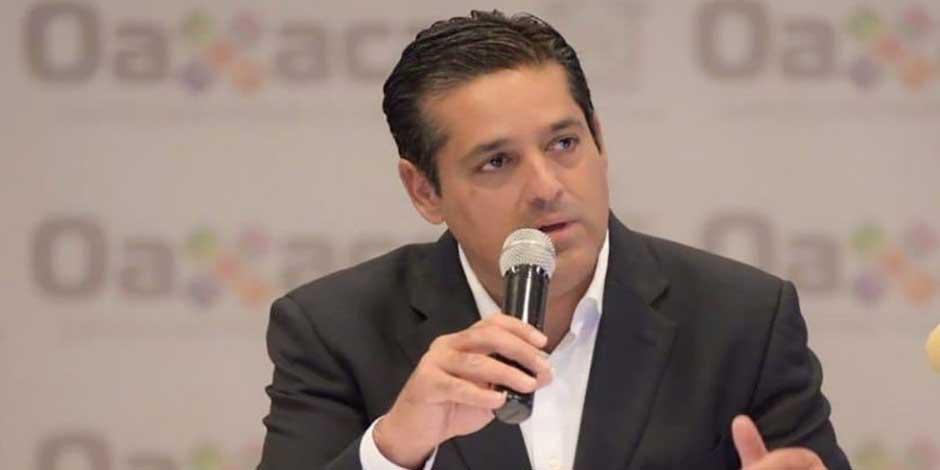 El secretario de Finanzas de Oaxaca, Vicente Mendoza Tellez-Girón, dio a conocer la situación de las finanzas públicas de la entidad