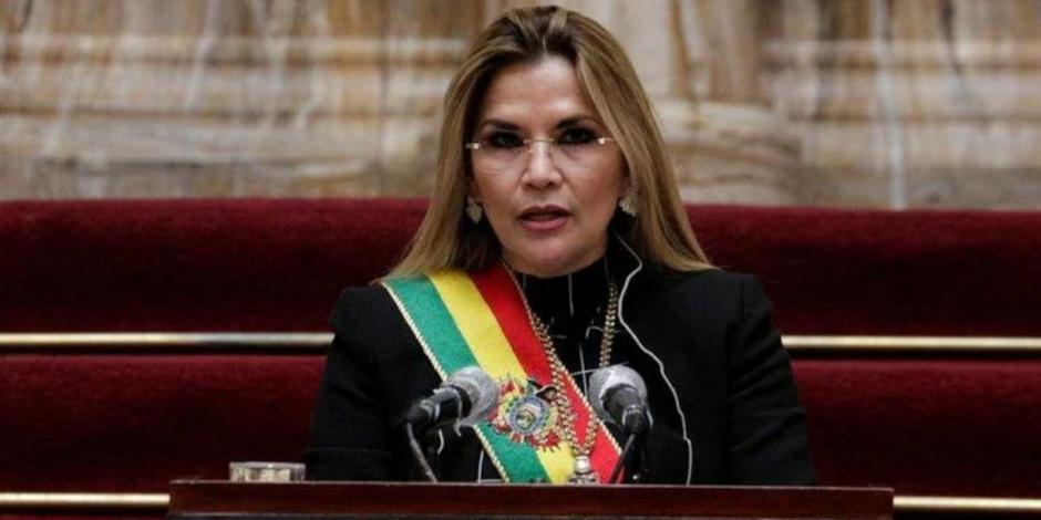 Jeanine Áñez, expresidenta interina de Bolivia, asegura que no tiene conocimiento de qué medicamentos le proporcionan dentro de prisión.