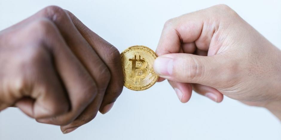 Volaris aceptará el uso de bitcoin como forma de pago en El Salvador.