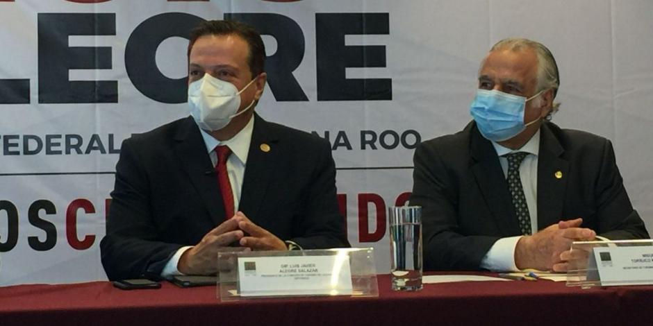 El diputado federal por 	Quintana Roo rindió su tercer informe de actividades legislativas en la ciudad de México.