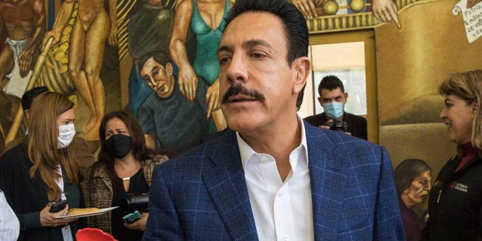 Omar Fayad, gobernador de Hidalgo, hospitalizado por salmonelosis en Pachuca