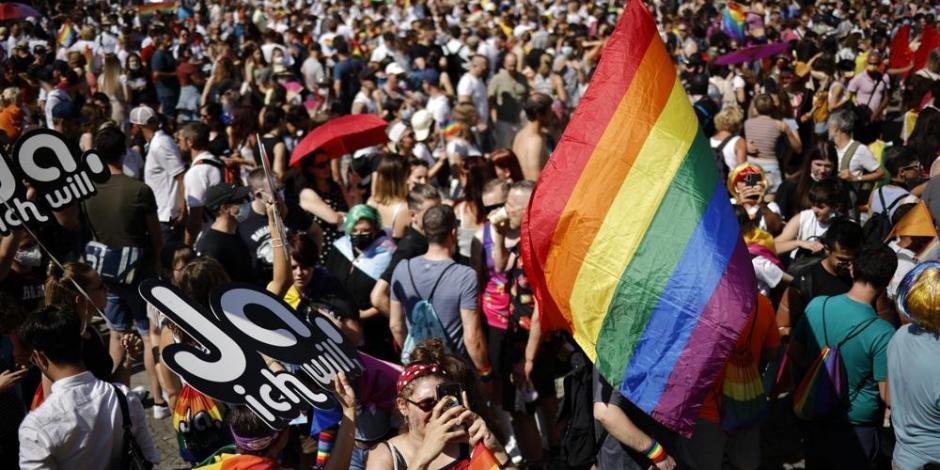 70 grupos de la comunidad LGBTQ mostraron su apoyo a las protestas a favor del matrimonio igualitario.