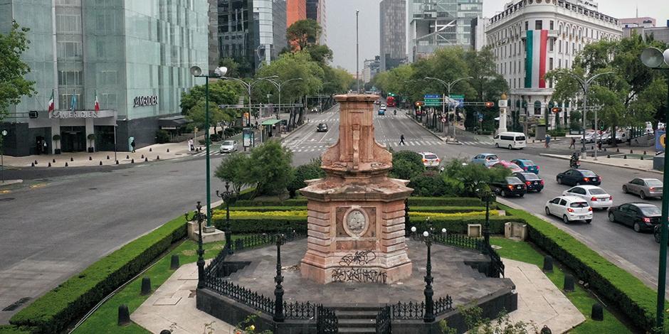 Lugar donde se pondrá la nueva escultura, en Paseo de la Reforma.