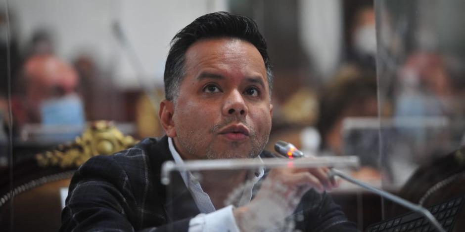 El morenista Hernández Mirón repudió que la oposición se pronuncie a favor de una ultraderecha a la que calificó de radical y terrorista