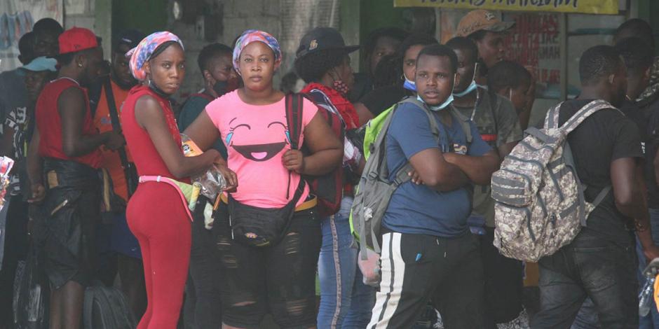 Los extranjeros se quedaron a 10 minutos de llegar a Tapachula, donde hay albergues para resguardar a migrantes de Centroamérica y el Caribe.