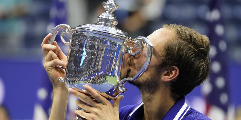 Daniil Medvedev celebra su título de US Open