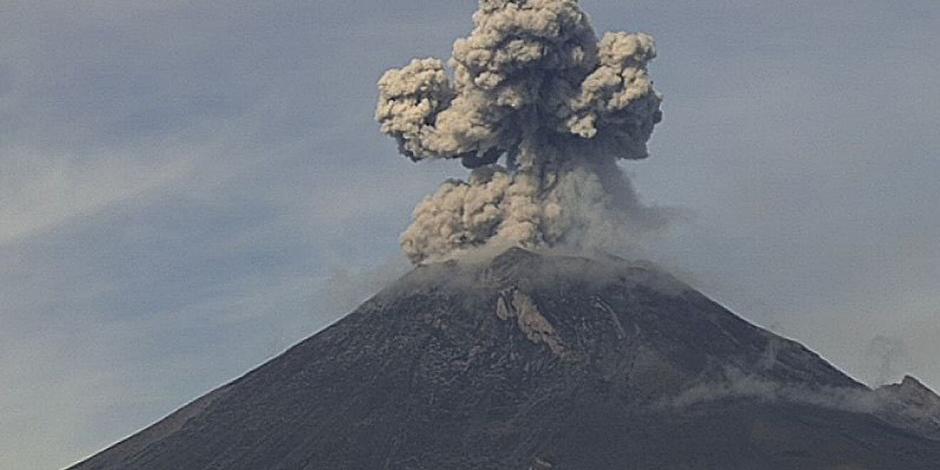 El volcán Popocatépetl ha estado teniendo actividad, y los cuidados por la caída de ceniza deben tomarse muy en serio