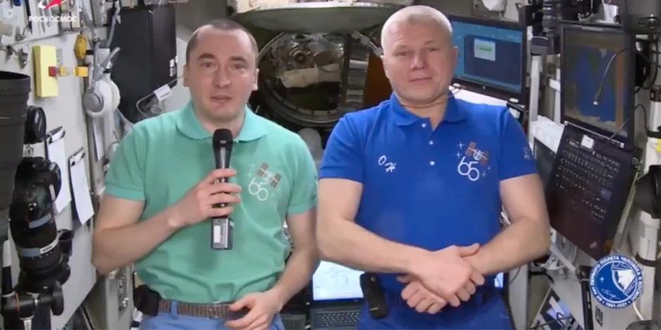 Dos cosmonautas rusos felicitaron a México por su Independencia en un video enviado desde la Estación Internacional Espacial.