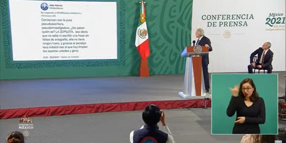 El Presidente Andrés Manuel López Obrador mostró en su conferencia matutina el mensaje que escribió un usuario de Twitter en donde lanza ofensas hacia Beatriz Gutiérrez.