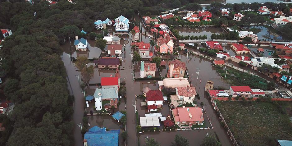El centro de Tequisquiapan, Querétaro, quedó inundado la semana pasada debido a los escurrimientos de la presa Centenario, que aún está a su máxima capacidad.