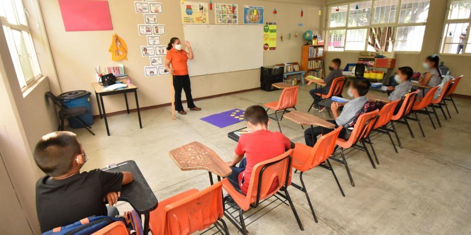 La titular de la SEP, Delfina Gómez, también reconoció la labor de los profesores durante el confinamiento por COVID-19