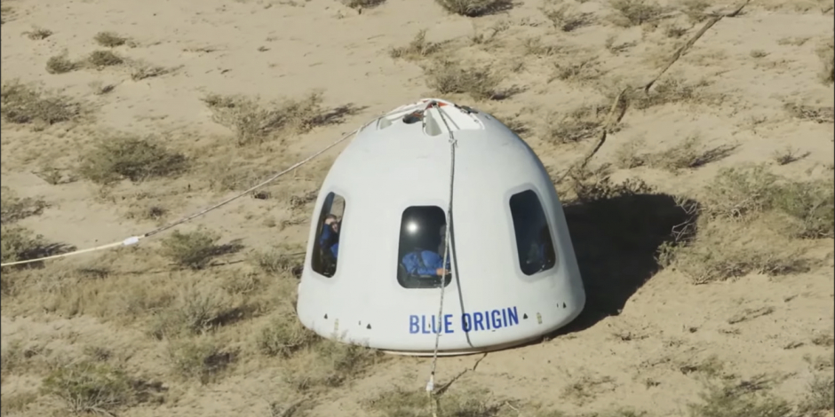 La nave de Blue Origin al aterrizar este miércoles