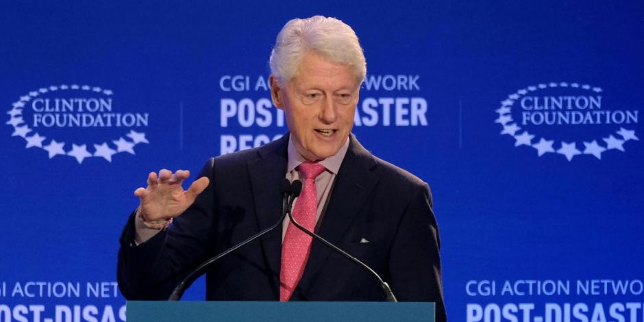 Bill Clinton, expresidente de Estados Unidos, está “mejorando” y “de buen humor”.