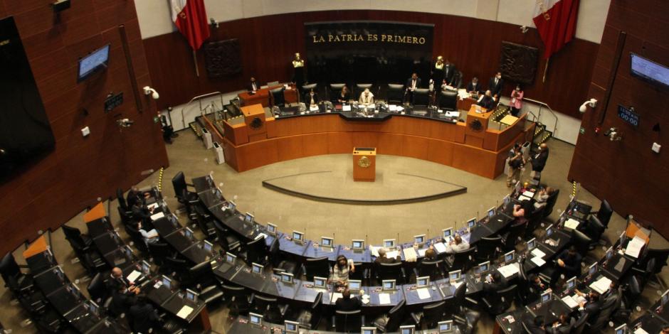 La Oposición presentó una denuncia contra Morena ante la Contraloría del Senado por violar la veda electoral.