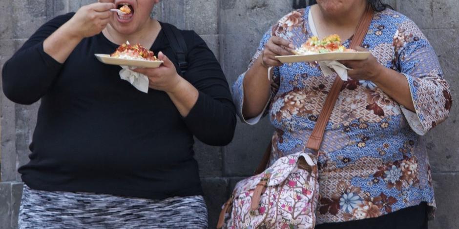 62.1 millones de adultos mayores de 18 años en México tienen sobrepeso y obesidad.