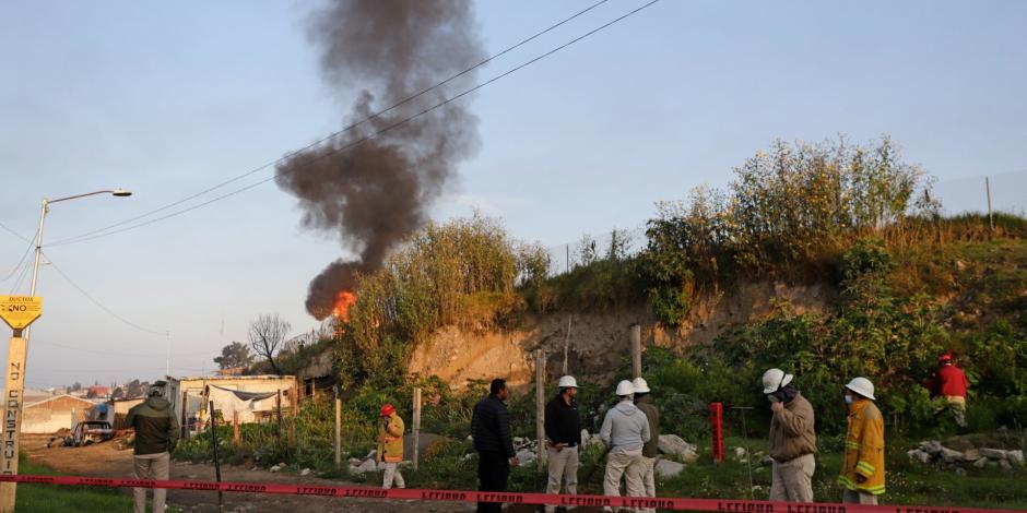 La explosión por fuga de una toma clandestina suma tres muertos, varios heridos y afectaciones en decenas de casas de la Junta Auxiliar San Pablo Xochimehuacán, Puebla